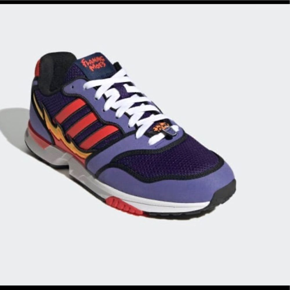 Adidas x The Simpsons Flaming Moes ZX1000